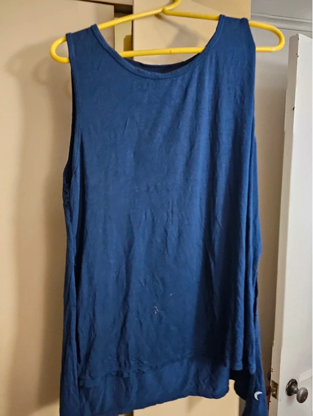Multiple (4) Zyia high low tank tops Size xxl